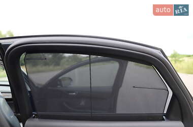 Седан Audi A8 2015 в 