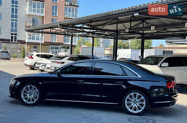 Седан Audi A8 2011 в 