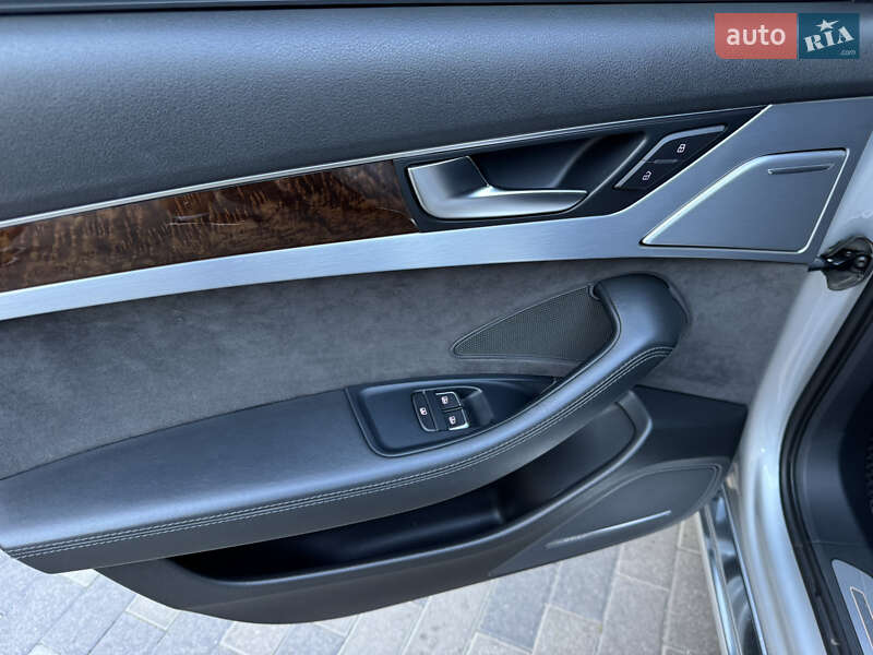 Седан Audi A8 2010 в Лубнах фото 33 Седан Audi A8 2010 в Лубнах