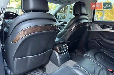 Седан Audi A8 2010 в 