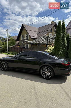 Седан Audi A8 2017 в 