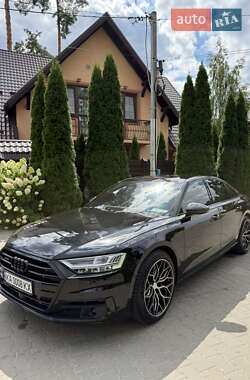 Седан Audi A8 2017 в 