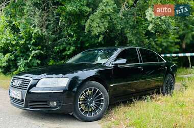 Седан Audi A8 2004 в Борщеве