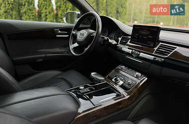 Седан Audi A8 2014 в 