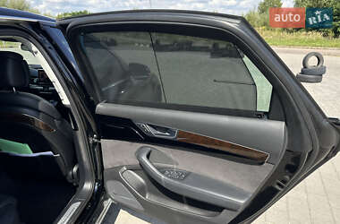 Седан Audi A8 2015 в 