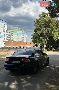 Седан Audi A8 2014 в 