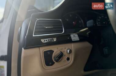 Седан Audi A8 2014 в Ивано-Франковске