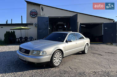 Седан Audi A8 1999 в 