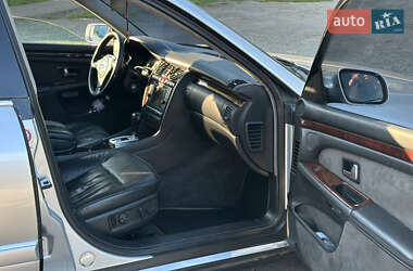Седан Audi A8 1999 в 