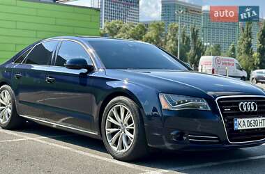 Седан Audi A8 2012 в 
