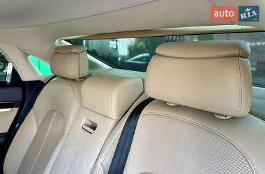 Седан Audi A8 2012 в 