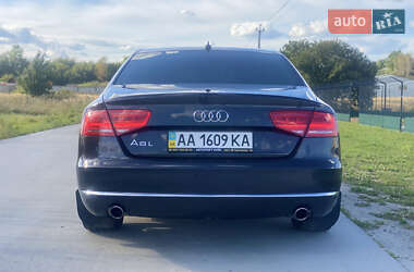 Седан Audi A8 2011 в 