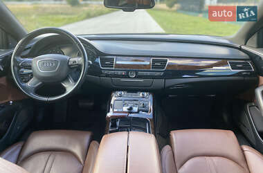 Седан Audi A8 2011 в 