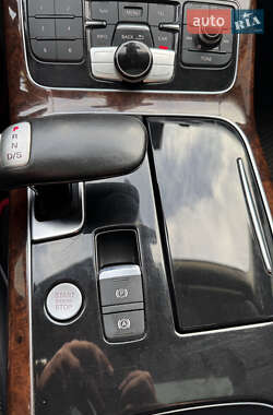 Седан Audi A8 2012 в 