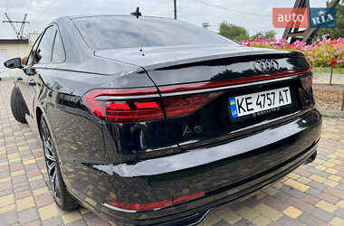 Седан Audi A8 2018 в 
