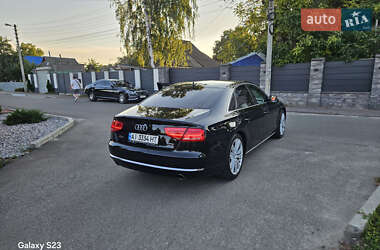 Седан Audi A8 2013 в 