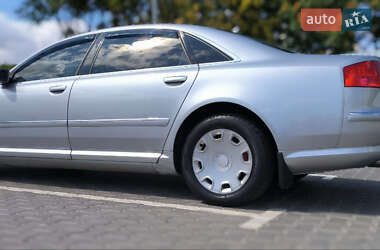 Седан Audi A8 2006 в 