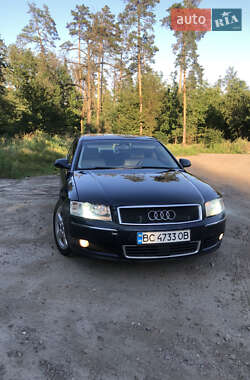 Седан Audi A8 2004 в Буче