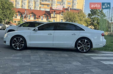 Седан Audi A8 2014 в 