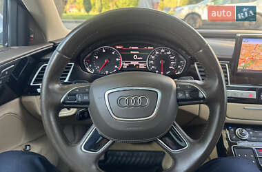 Седан Audi A8 2014 в 