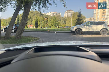 Седан Audi A8 2014 в 