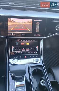 Седан Audi A8 2019 в 