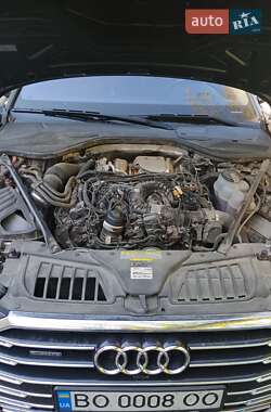 Седан Audi A8 2019 в 