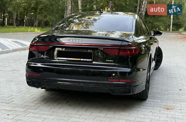 Седан Audi A8 2020 в 