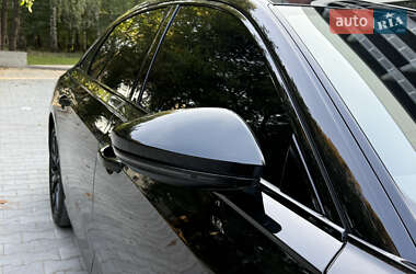 Седан Audi A8 2020 в 