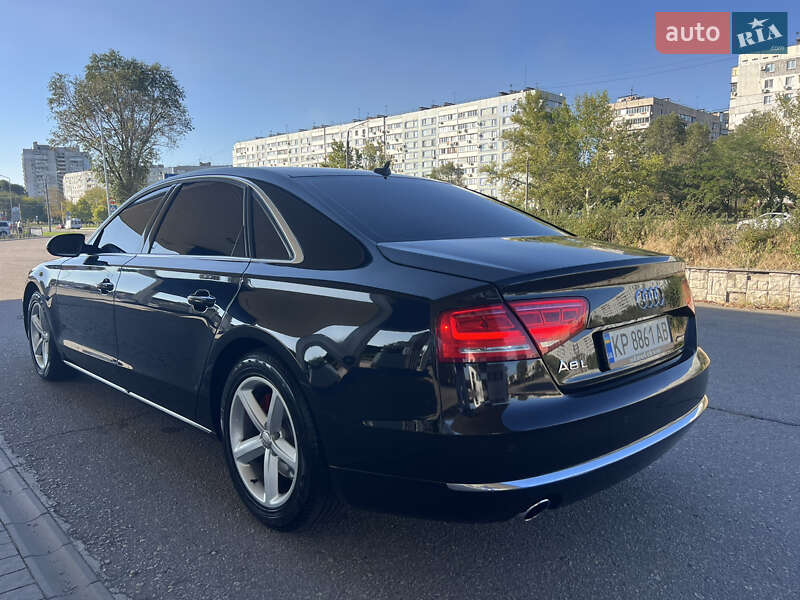 Седан Audi A8 2013 в Запоріжжі
