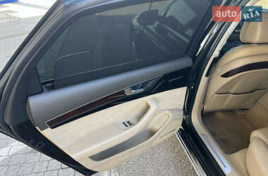 Седан Audi A8 2013 в 