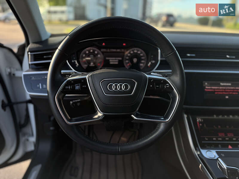 Седан Audi A8 2020 в Києві