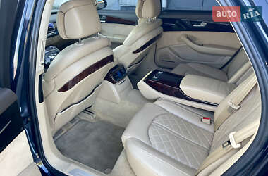 Седан Audi A8 2013 в 