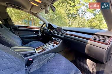 Седан Audi A8 2004 в 