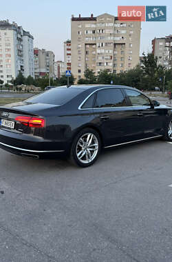 Седан Audi A8 2015 в Івано-Франківську