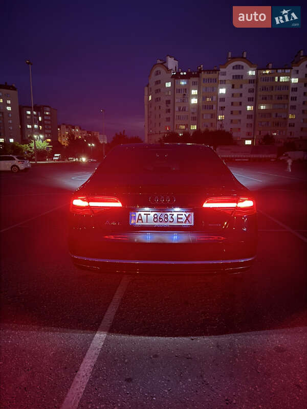 Седан Audi A8 2015 в Ивано-Франковске