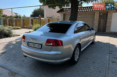 Седан Audi A8 2006 в 