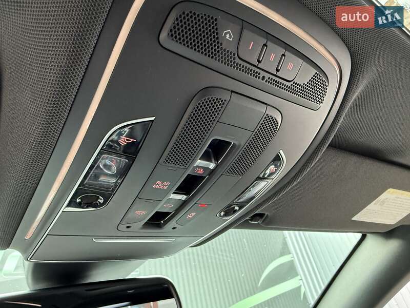 Седан Audi A8 2017 в Вінниці
