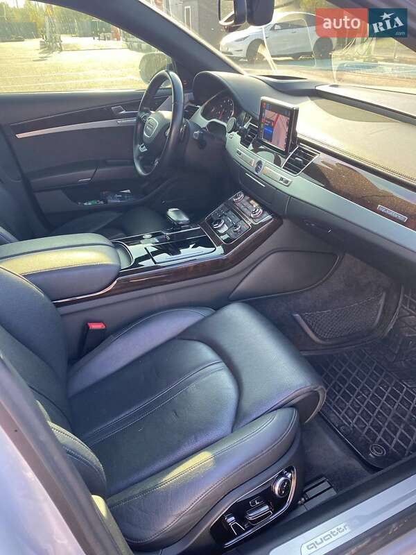 Седан Audi A8 2015 в Києві