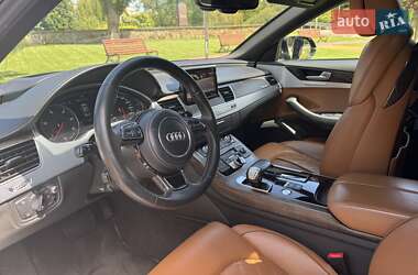 Седан Audi A8 2015 в 