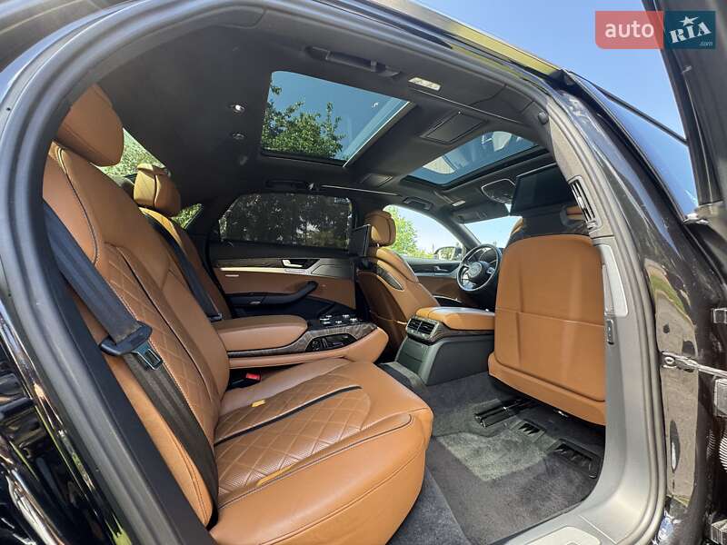 Седан Audi A8 2015 в Кременчуге фото 36 Седан Audi A8 2015 в Кременчуге