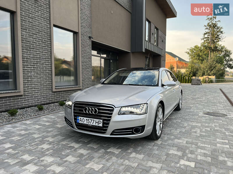 Audi A8 2011