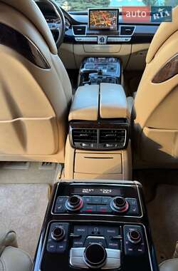 Седан Audi A8 2011 в 