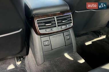 Седан Audi A8 2014 в 