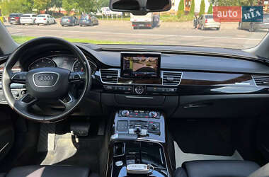 Седан Audi A8 2014 в 