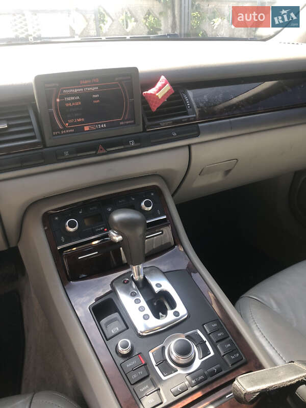 Седан Audi A8 2004 в Киеве фото 36 Седан Audi A8 2004 в Киеве