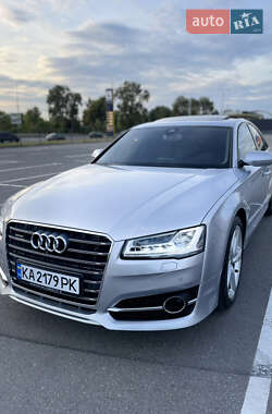 Седан Audi A8 2015 в Киеве