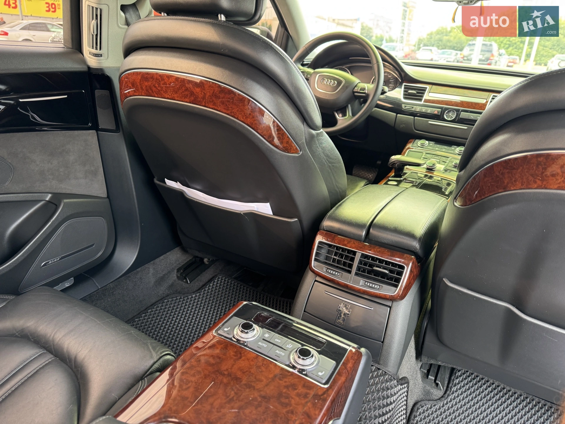 2011 Audi A8 - мініатюра 12