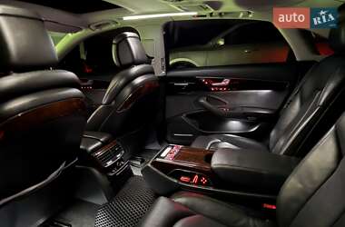 Седан Audi A8 2011 в Чернівцях