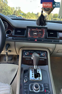 Седан Audi A8 2006 в 